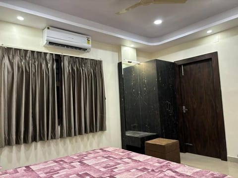 Kutumbh - 3BHK Luxury Stay Apartment in Varanasi