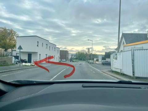 Property building, Neighbourhood, Parking