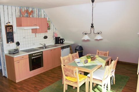 Ferienwohnung Riedblick Süd-Ost Apartment in Radolfzell