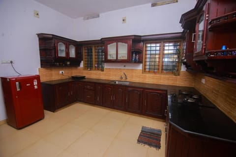 MAVERICK HOLIDAYS INn VAGAMON VILLA 1 House in Kerala