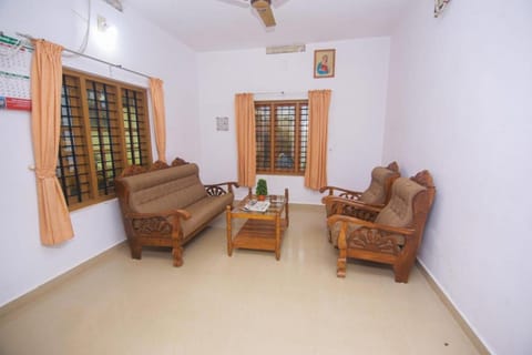 MAVERICK HOLIDAYS INn VAGAMON VILLA 1 House in Kerala