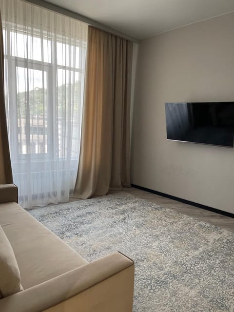 Квартира двухкомнатная евродвушка Apartment in Almaty