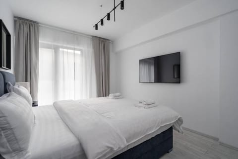 THE Ground - Cashmere Garden Apartment in Bucharest