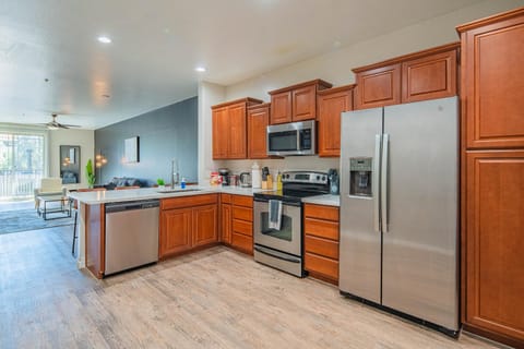 Ample 2BD - ASU - Sloan Pk - WD Parking - Sleeps 8 Apartment in Tempe