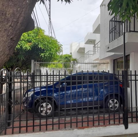 Los vecinos de Diomedez Díaz House in Valledupar