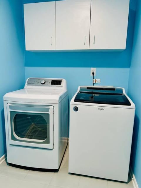 pet friendly, washing machine, dryer