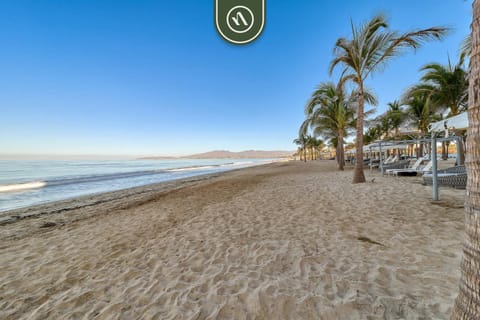 Stunning Oceanview 2BR Condo - Private Beach - Gym Apartment in Nuevo Vallarta