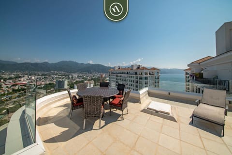 Oceanfront 4 BR Condo with Private Pool - Beach Apartment in Puerto Vallarta