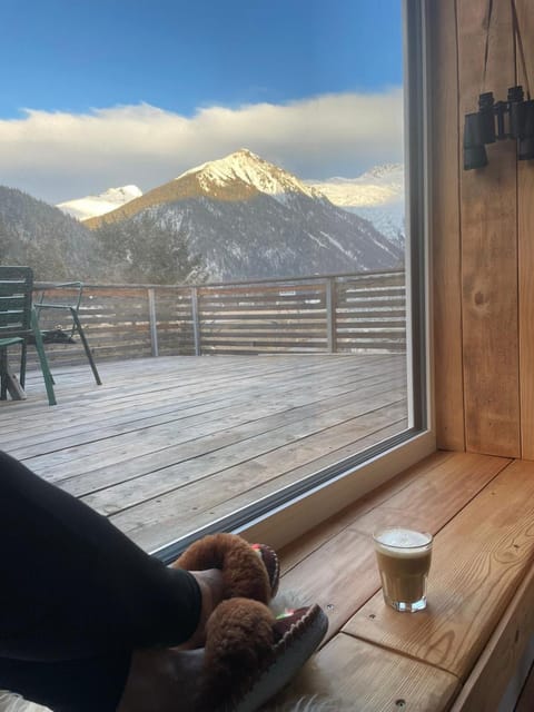Winter, Balcony/Terrace, Mountain view