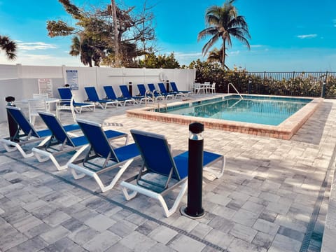 Beachfront Corner: Gulf Views, Pool, Walk Times Sq House in Estero Island