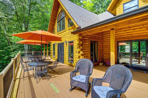 Turtle Hill Cabin House in Norris Lake