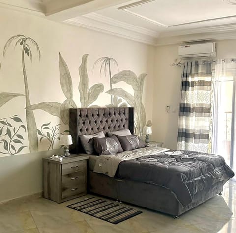 Large 3 bedroom apartment Apartment in Dakar