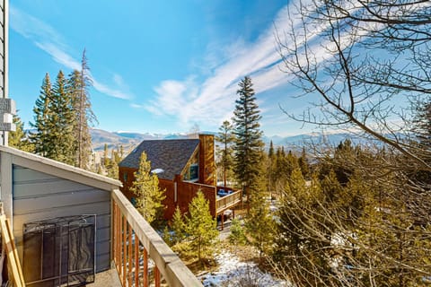 Snowscape Modern Mountain Retreat Apartment in Wildernest