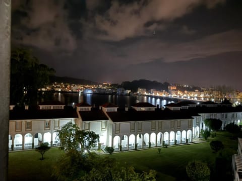 Night, Natural landscape, Balcony/Terrace, River view, Sea view