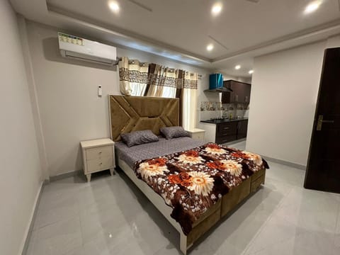 Apartment Rent Apartment in Lahore