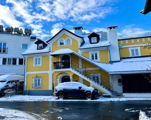 Property building, Winter