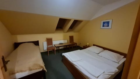 Hotelik Orlik Inn in Lower Silesian Voivodeship