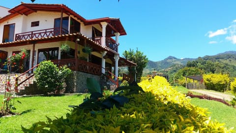 Facade/entrance, Garden view, Mountain view, Street view