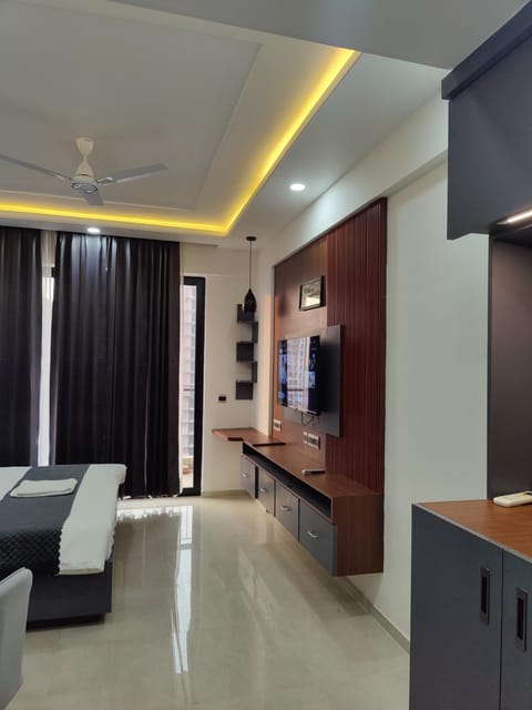 Little Lucknow Stays - Studio 2 Apartment in Lucknow