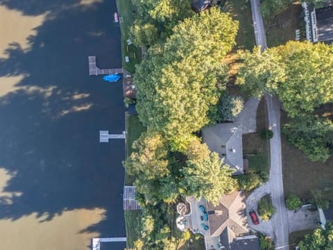 Birch Tree Landing on Hamlin Lake Haus in Hamlin Lake