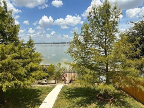 Day, Natural landscape, Lake view