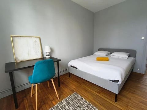 Suite Houmeau 2-Ecran Cinéma Apartamento in Angoulême