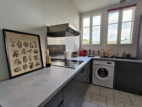 Suite Houmeau 2-Ecran Cinéma Apartamento in Angoulême