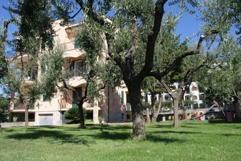 Residence Mizar 2 Condo in Pietra Ligure