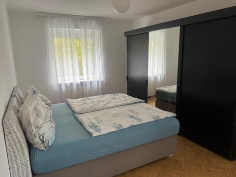 Helle Wohnung in grüner Lage - Nähe Linz Zentrum Apartment in Linz