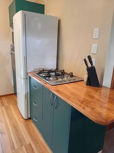 Kitchen or kitchenette, oven, stove