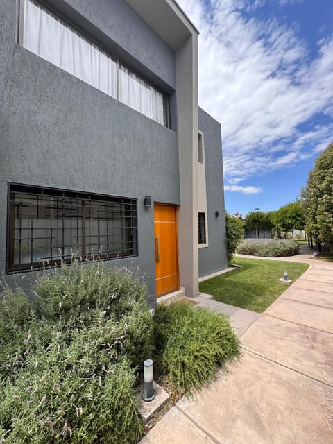 Property building, Garden, Garden view