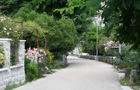 Holiday Home Ametist House in Kotor Municipality