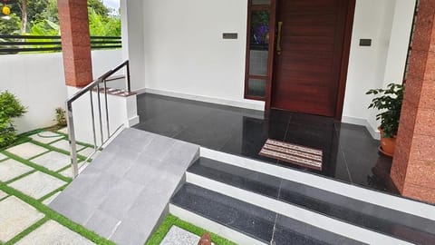 Theeram Guesthouse Villa in Thiruvananthapuram