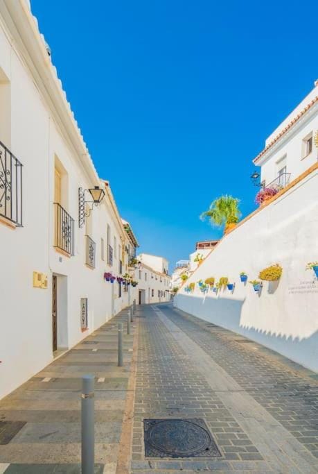 Stylish 3 bedroom apartment, Historic Mijas Center Apartment in Mijas