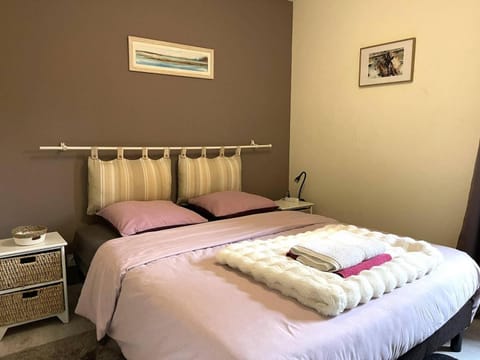 Villa avec WIFI, jardin, sur l'étang de Ploumanac'h à PERROS-GUIREC - Réf 406 Villa in Perros-Guirec