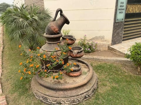 Garden, Garden view