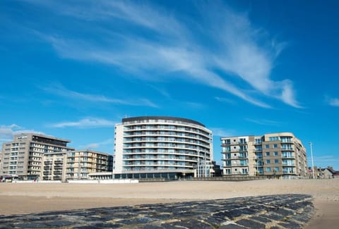 Property building, Nearby landmark, Neighbourhood, Beach, Beach