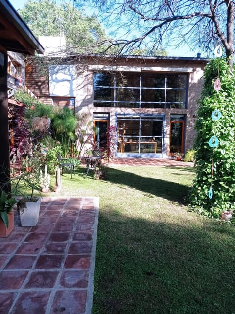 Property building, Day, Garden, Garden view