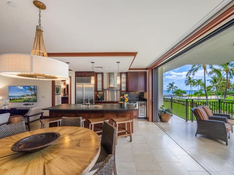 Dining area, Sea view, kitchen