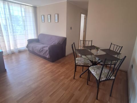 Condominio Alto Durand, con Estacionamiento, a 5 minutos del casino, Portal Temuco, supermercados, restaurantes y tiendas, cafeterías y clínica a 2 cuadras Apartment in Temuco