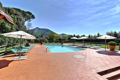 Agriturismo Villa Rosselmini Farm Stay in Tuscany