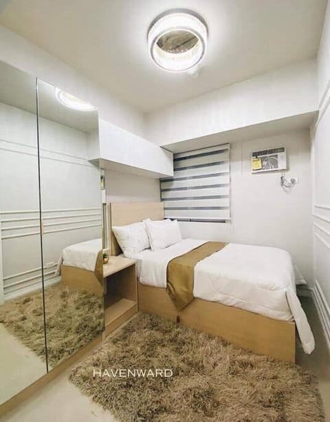 Luxe 3BR unit in the heart of BGC Taguig Apartment in Makati