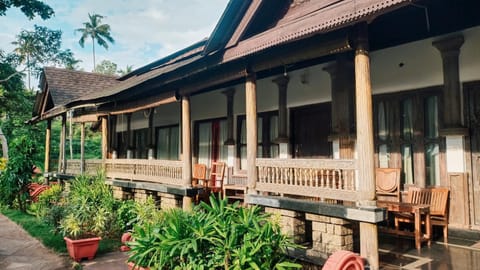 West Bay Palm TreeHeritage Beach Resort Hotel in Varkala