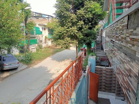 New White Rose Guest House Bed and Breakfast in Islamabad