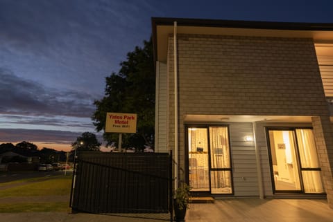 Property building, Night