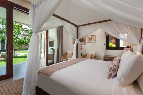 Bed, Bedroom, Garden view