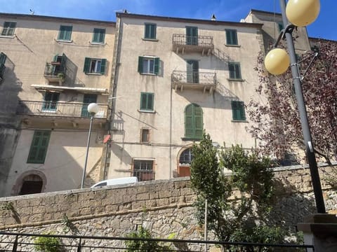 Alloggio con vista panoramica Apartamento in Manciano