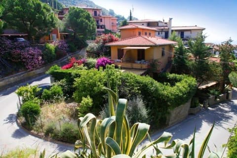 Appartamenti Fetovaia Nord - Goelba Apartment in Campo nell'Elba