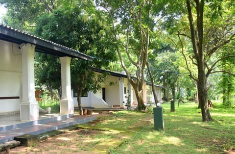 Hotel Sigiri Uyana Bed and Breakfast in Dambulla