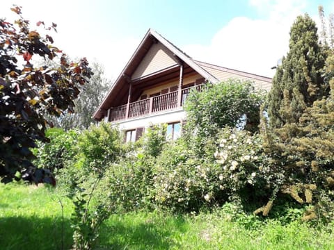 Maison dans la prairie 300m2 belle vue- Montagnes et lacs House in Vosges